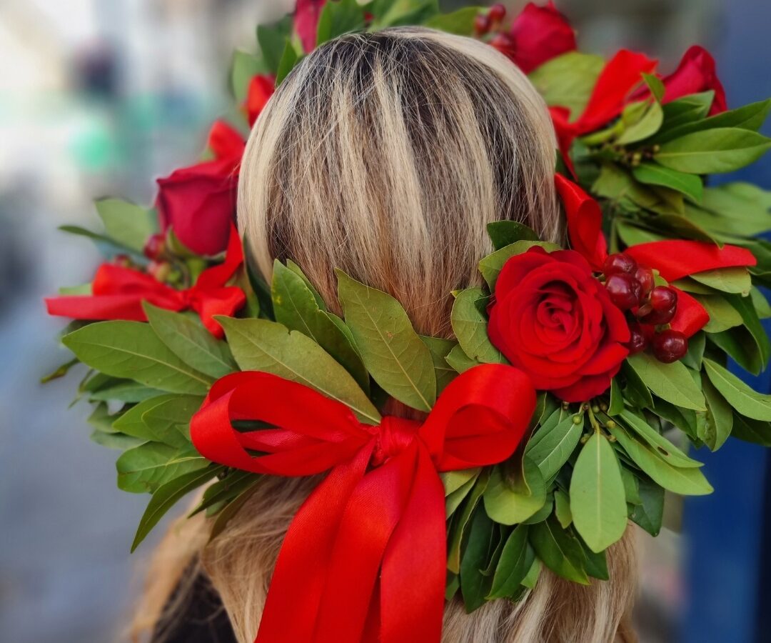 Bouquet di dalie in carta crespa realistiche, Dinnerplate e pompon fatte a mano, fiori estivi, decorazione matrimonio, regalo floreale - Italia
